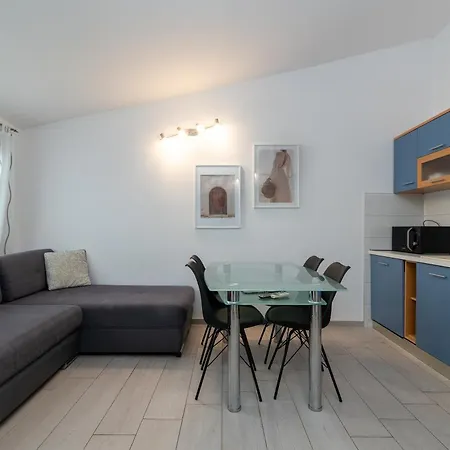 Maca Apartments & Suites Traù Esterno foto