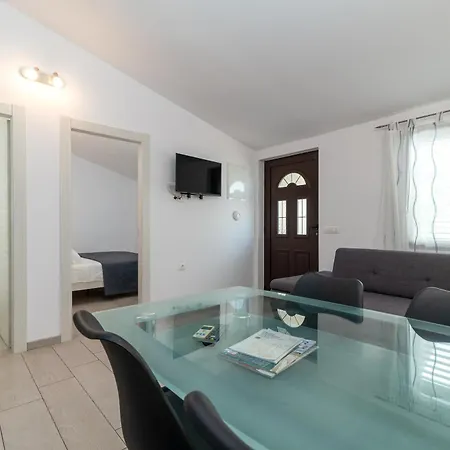 Maca Apartments & Suites Traù Esterno foto