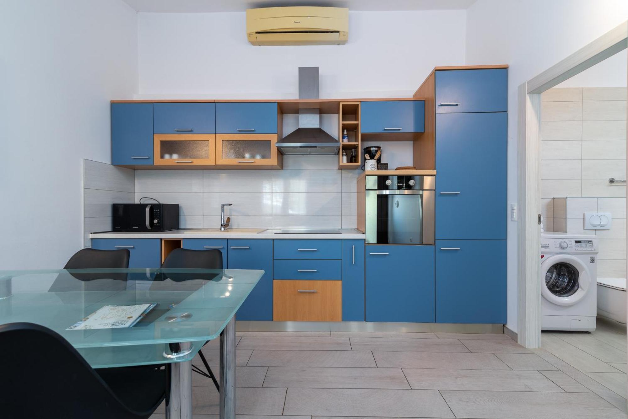 Maca & Apartment Trogir