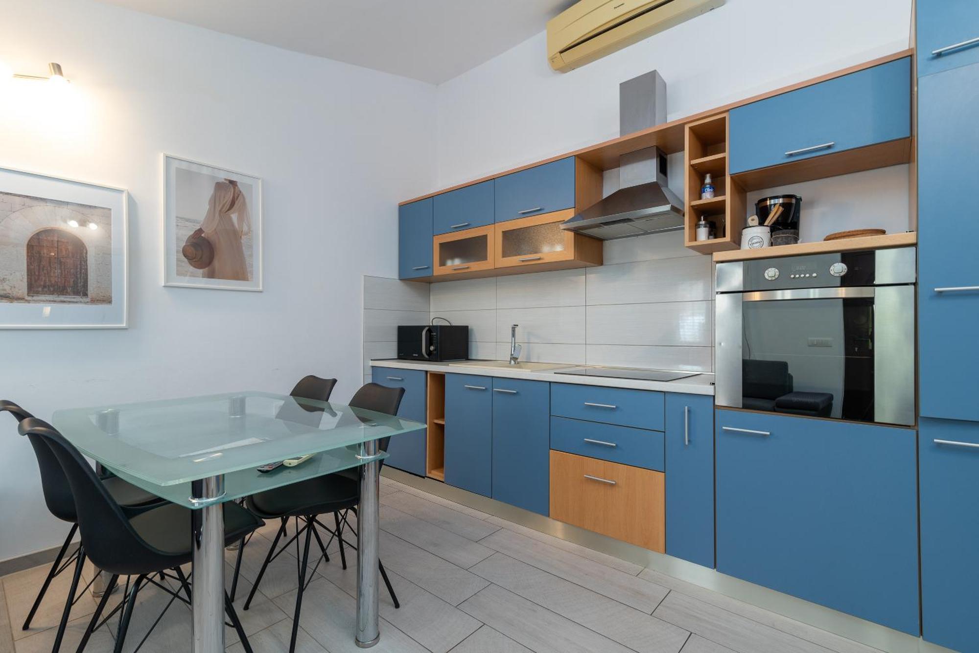 Maca & Apartment Trogir