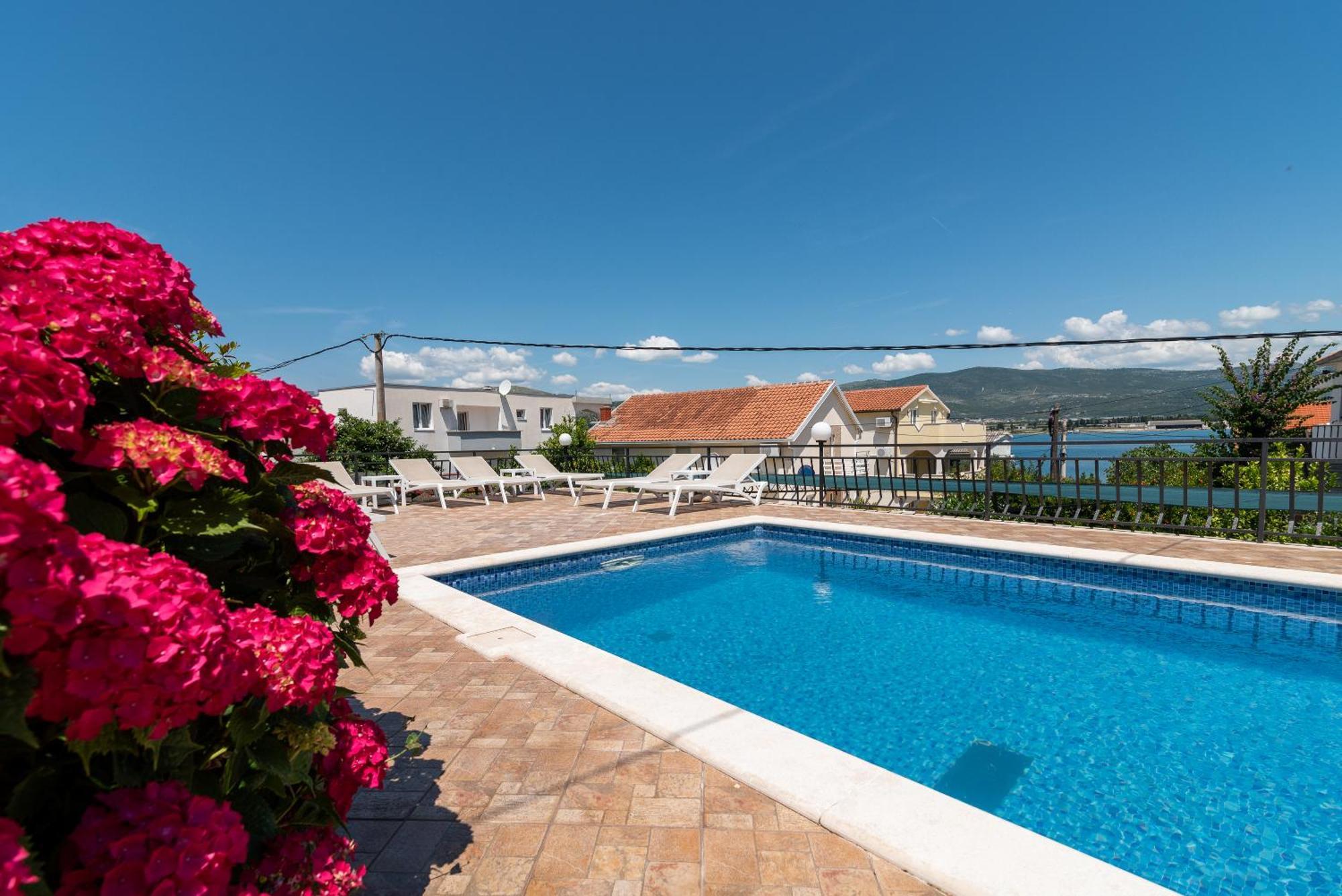 Maca & Apartment Trogir